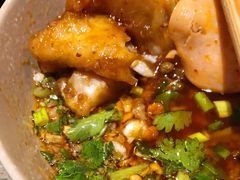 -肖肖酸萝卜鱼火锅(总店)