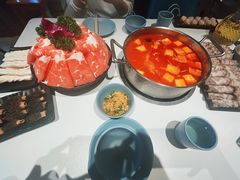 猪手鸳鸯锅-小街猪手(团结湖店)