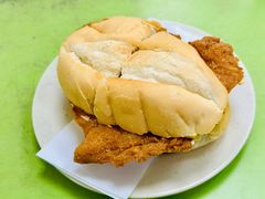 猪扒包-胜利茶餐室