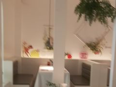 -春树下·树屋花房西餐厅(罍街AS1980店)