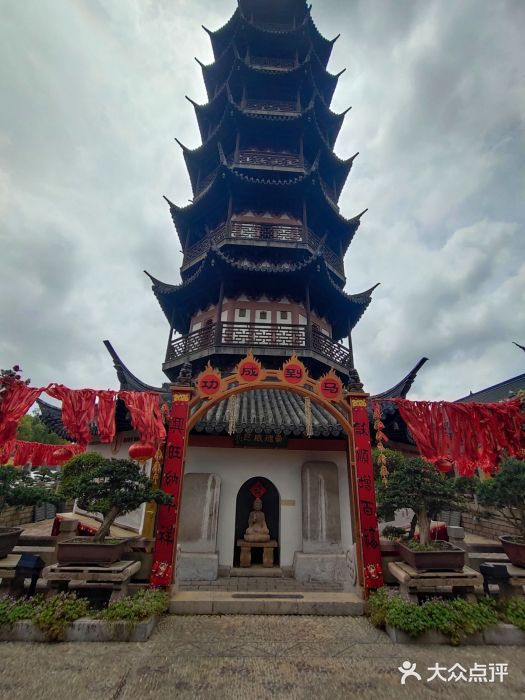 西林禅寺图片