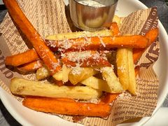 黑松露拼双薯条-芭莉与彩虹西餐厅(成都合生汇店)