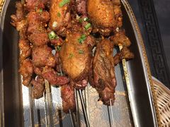 -沪小二炭火蛙锅(淮海中路美食不夜城店)