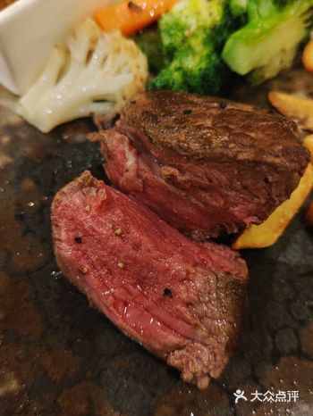 藏在三里屯的一家法餐厅