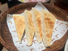 蘑界手作白饼-蘑界·野生菌火锅(深业上城店)