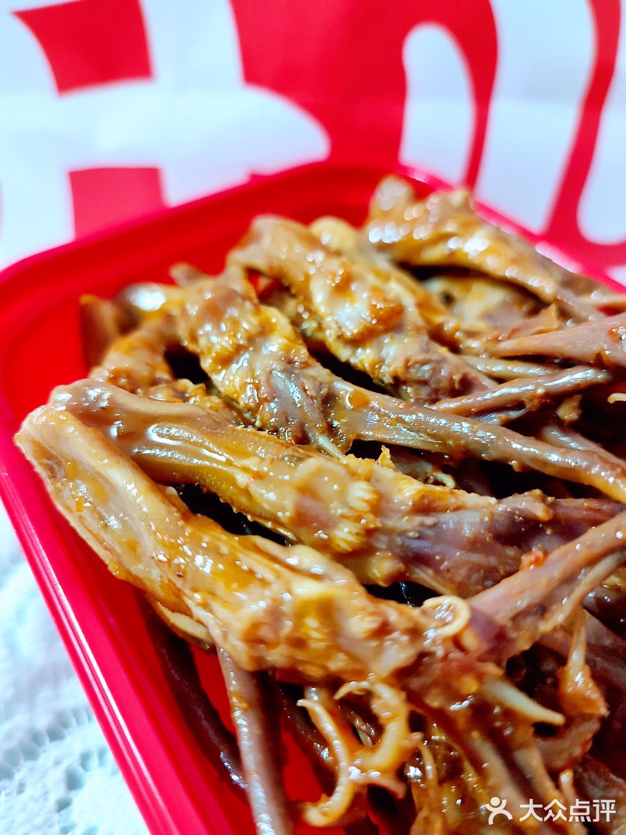 绝味鸭舌，追剧休闲必备小吃！