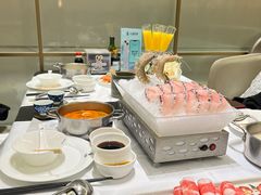 -红鼎豆捞·非遗鲍皇汤火锅(宝丰路店)