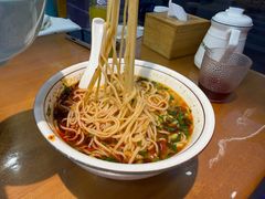 -伊京轩兰州牛肉面(闹市口店)