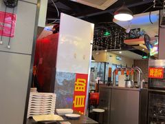 -罗二娘·鲜切牛自助火锅(罗湖东门步行街店)