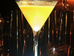 -Whisper Bar 