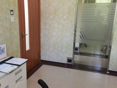 -茂菊口腔连锁(浦东南路店)