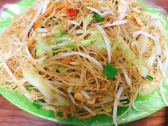 -蚝哥花姐湛江烤生蚝(美丽湾市场店)