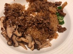 -必胜客(WOW中心城店)