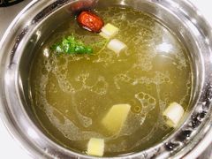 -苏小北旋转小火锅(鲁商广场店)