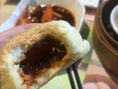 酥皮焗叉烧包-添好运点心专门店(北角店)