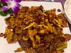 -香巴拉云南餐厅(华莱坞店)