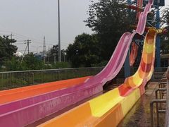 -欢乐水魔方水世界