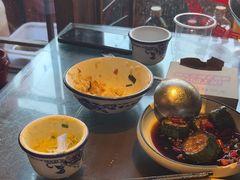 -富正毅三下锅·湘西韵味(天门山索道店)