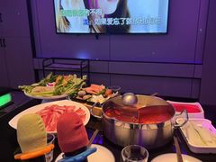 -唯爱KTV聚会餐厅(仙林东城汇店)