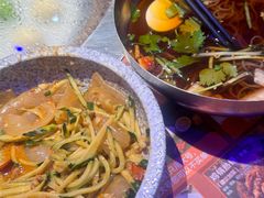 -山河屯铁锅炖·非遗东北菜(南山店)