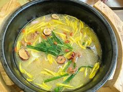 -桥香园过桥米线(国贸店)