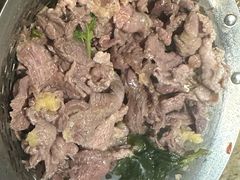 -乡土黄·鲜牛肉火锅·小龙虾(兴业街店)