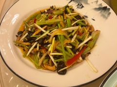 -上河城大酒店(三河古镇店)