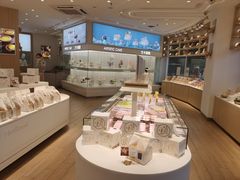 -好利来(高新枫叶广场店)