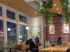 -必胜客(WOW昙华林店)
