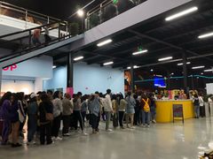 -嘿哟动霸CHUA·新潮玩运动娱乐中心·蹦床滑冰团建乐园