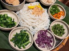 -银米·云南传统过桥米线(双廊黑金冠店)