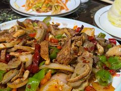 爆炒羊杂-伊犁羊杂馆