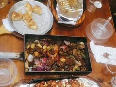 -老东镇啤酒屋海鲜加工·蒸汽海鲜·海鲜烧烤(台东店)