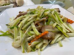 叉烧炒蒜芯-惠爱餐厅