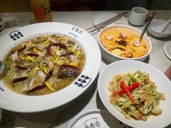 -渔语鱼酸菜鱼新川菜(来福士店)