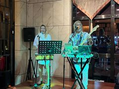 -广州万富希尔顿酒店·感趣自助餐厅·金秋蟹宴生蚝海鲜刺身