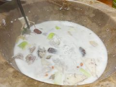 -滇香肴·云南菜蒸汽石锅鱼(云南北路店)