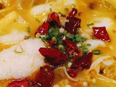 -渝是乎酸菜鱼·川渝小炒(新世界百货望京店)