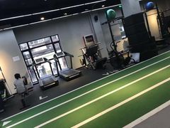 -Freedom Fitness私教健身俱乐部(徐虹北路店)