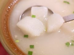 砂锅龙骨汤-百年粉蒸牛肉