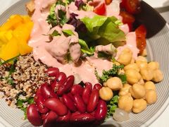 -米德维奇俄式西餐厅(西六道街店)