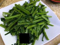 -维吾尔餐厅(宜山路店)