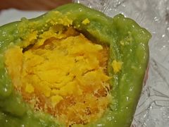 蛋黄鲜肉青团-大壶春生煎(四川中路店)