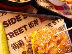 -Side Street街旁(交道口店)