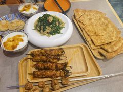 -乡村馕坑肉·烧烤·新疆菜·本地人更爱吃(阿勒泰首店)