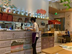 -必胜客(WOW昙华林店)
