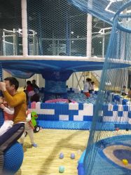 -反弹蹦床公园(南坪万达店)