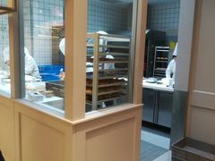 面包甜点陈列柜-面包新语(吾悦国际广场店)