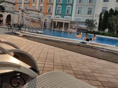 -泉城欧乐堡戏水湾艺术养生温泉