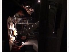 -穹六人间 people 6(岳阳路店)